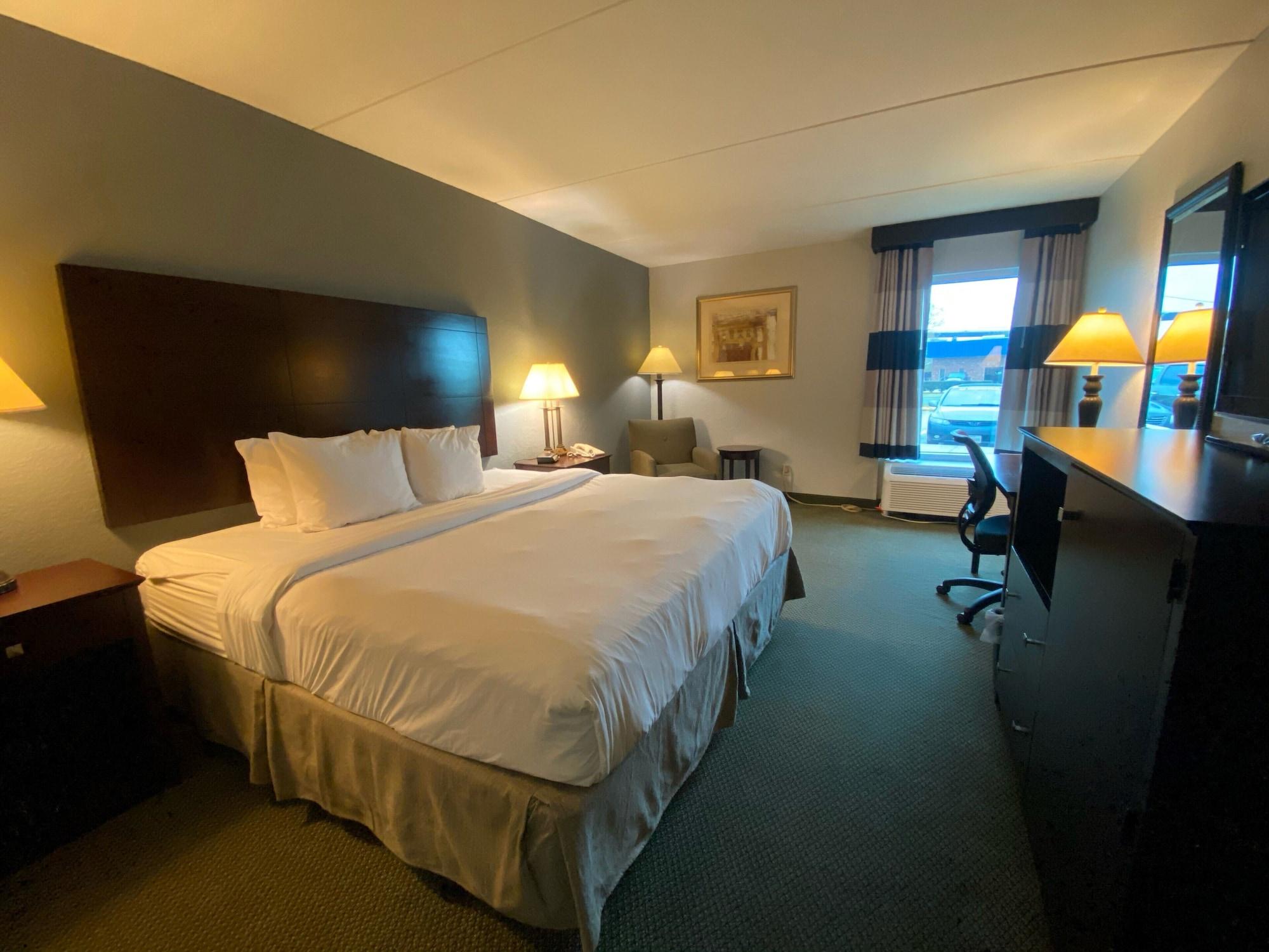 Ramada By Wyndham Luling Hotel Exterior photo