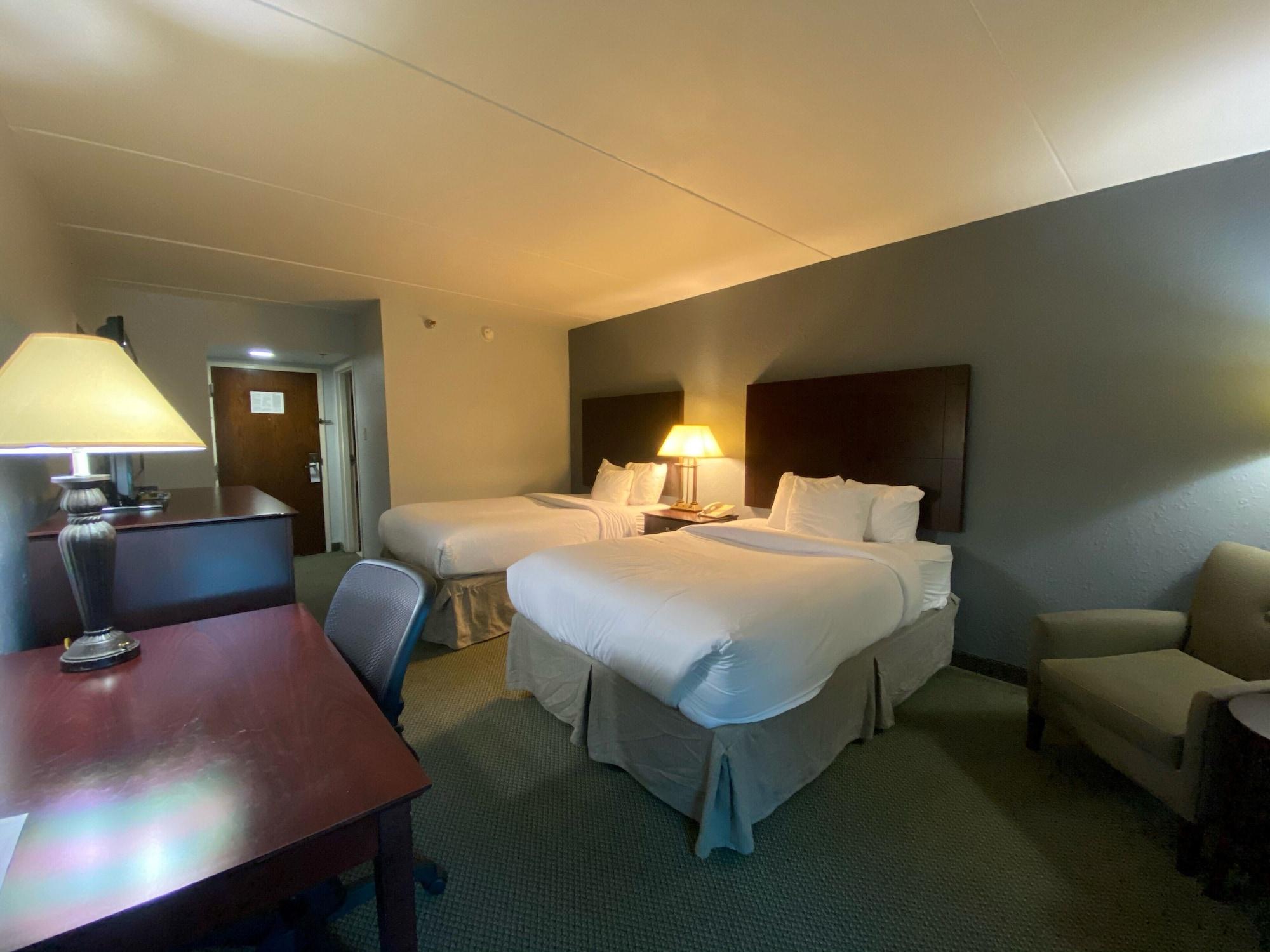 Ramada By Wyndham Luling Hotel Exterior photo